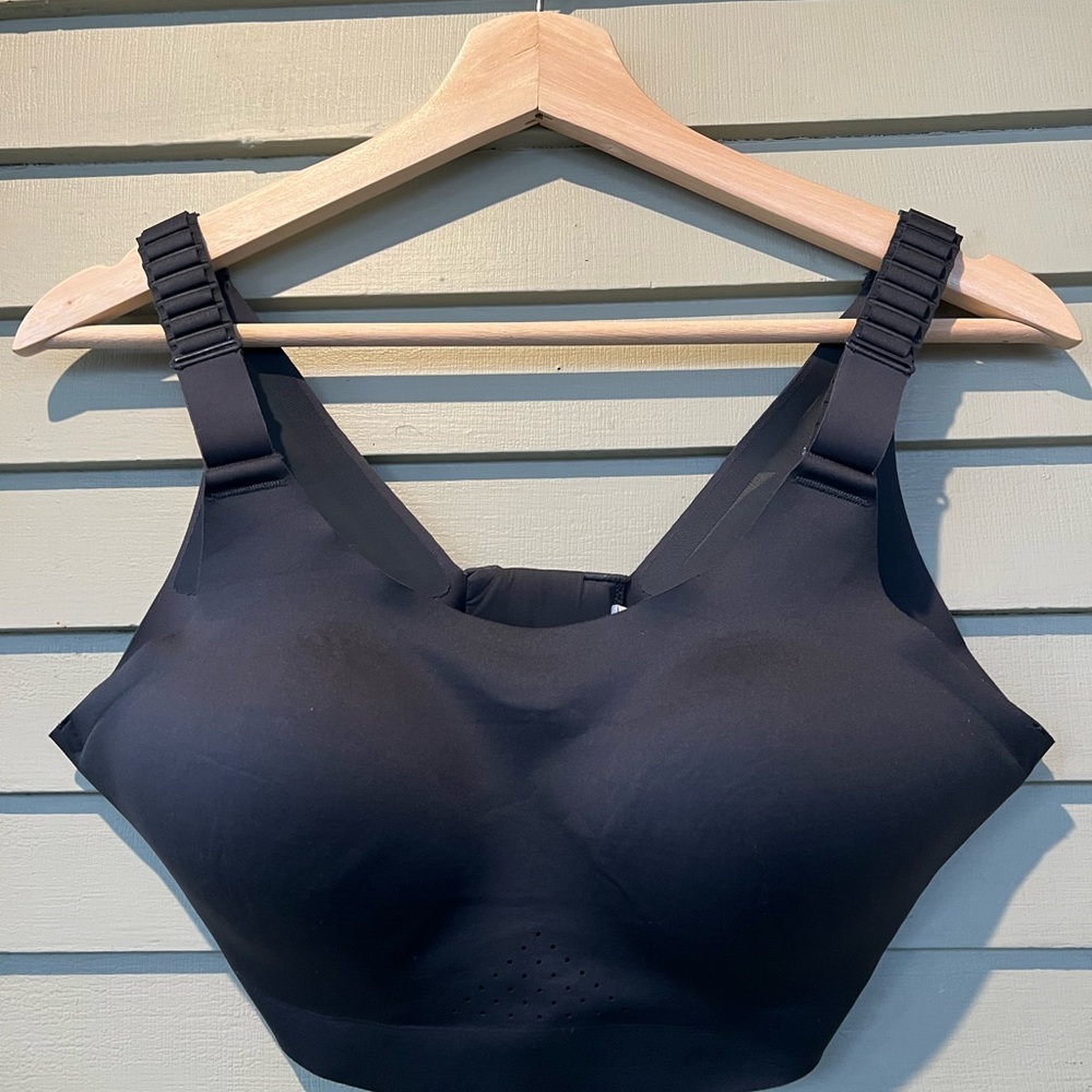 Title Nine Run It All 2.0 Adjustable Sports Bra 34 DD